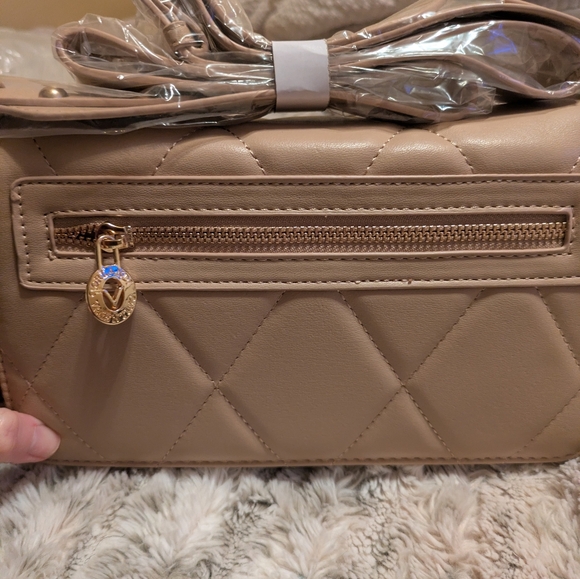 Valentino Orlandi Large Quilted Crossbody Tote - *Faux Leather* -Cream- NWT - Picture 8 of 8